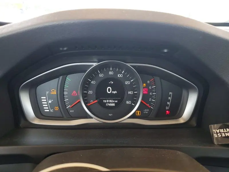 2017 VOLVO S60   