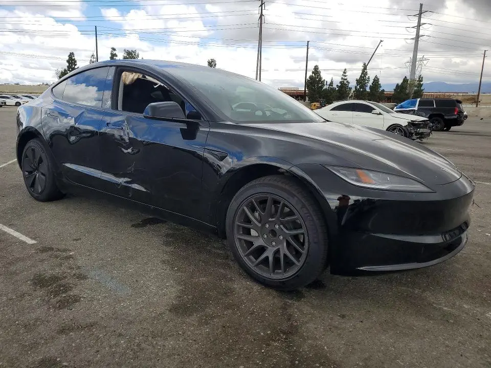 2025 TESLA MODEL 3   