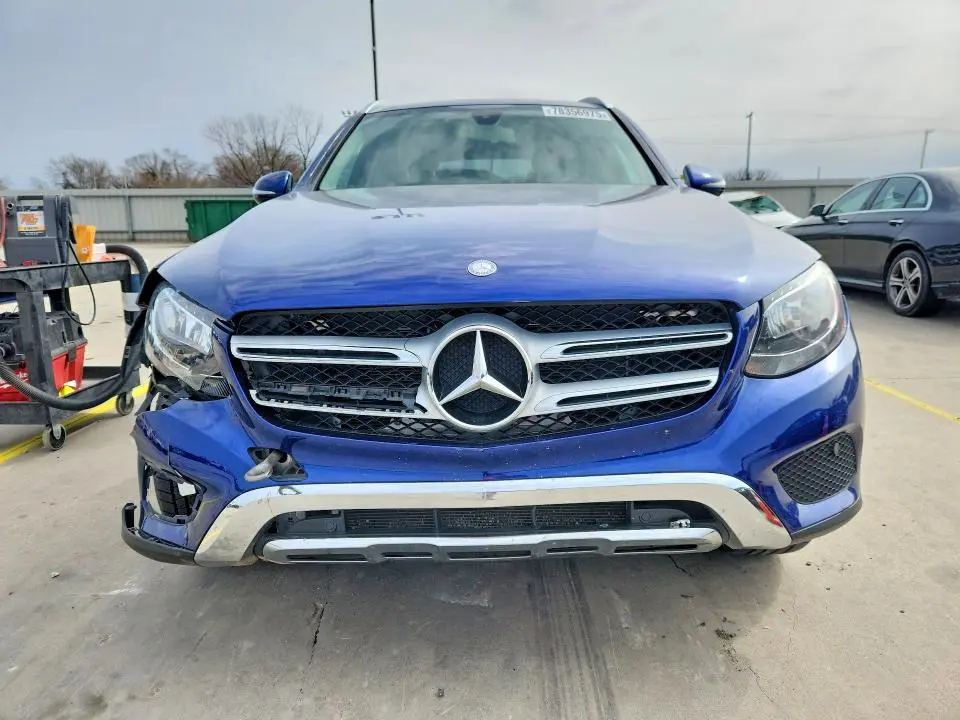2017 MERCEDES-BENZ GLC 300  