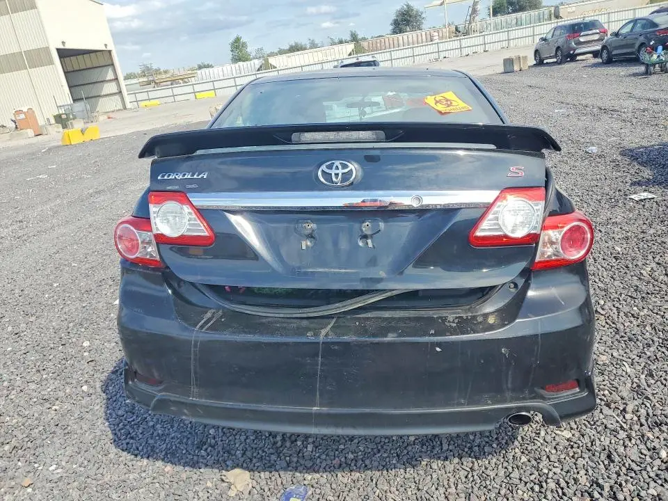 2013 TOYOTA COROLLA S  