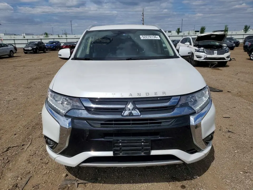 2018 MITSUBISHI OUTLANDER SE  