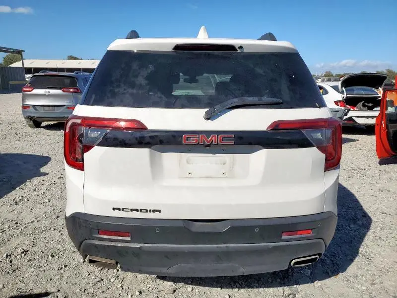 2022 GMC ACADIA SLE  