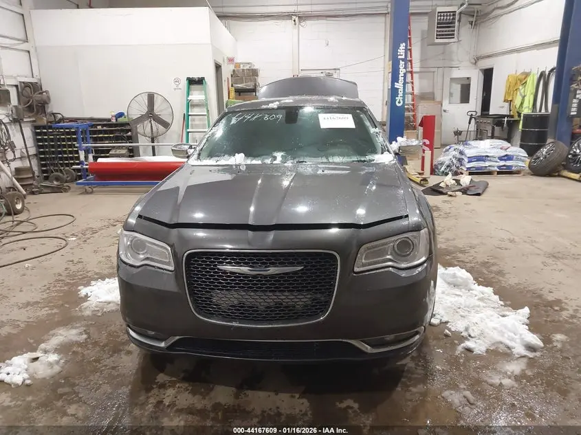 2016 CHRYSLER 300C  