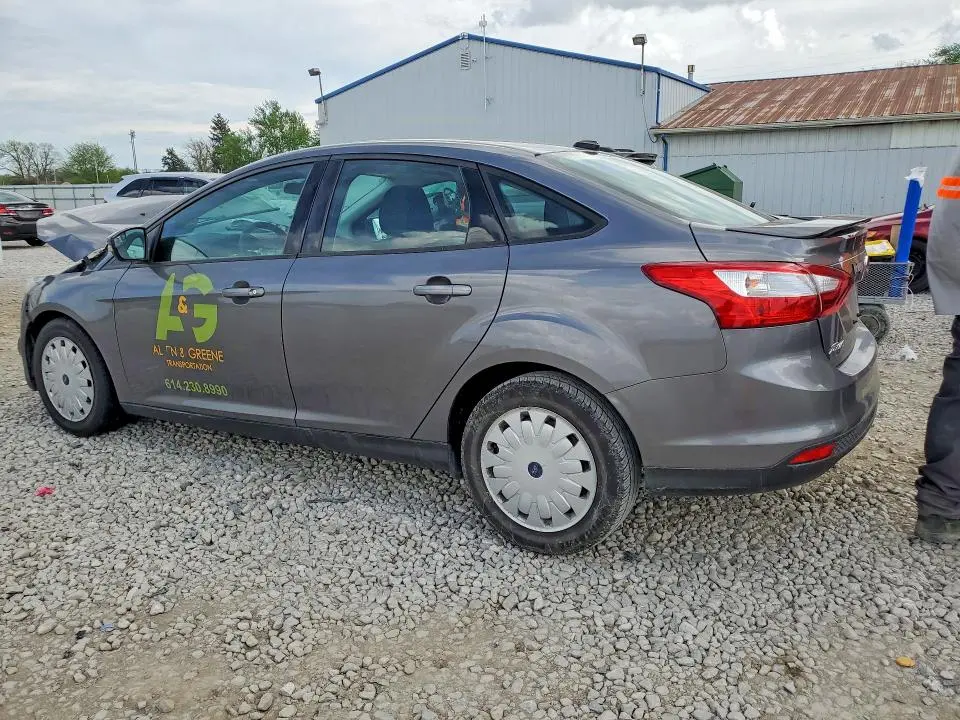 2013 FORD FOCUS SE  
