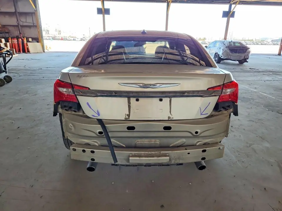 2013 CHRYSLER 200 LIMITED  