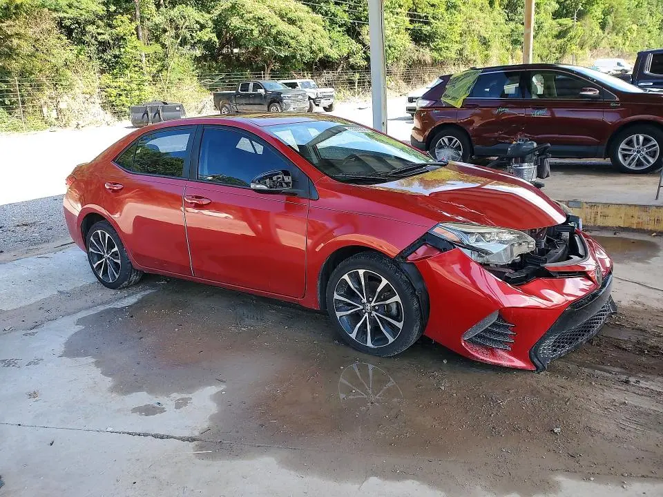 2018 TOYOTA COROLLA SE  