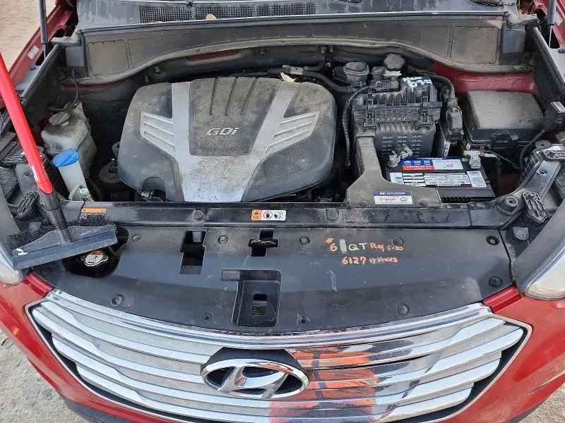 2016 HYUNDAI SANTA FE SE  