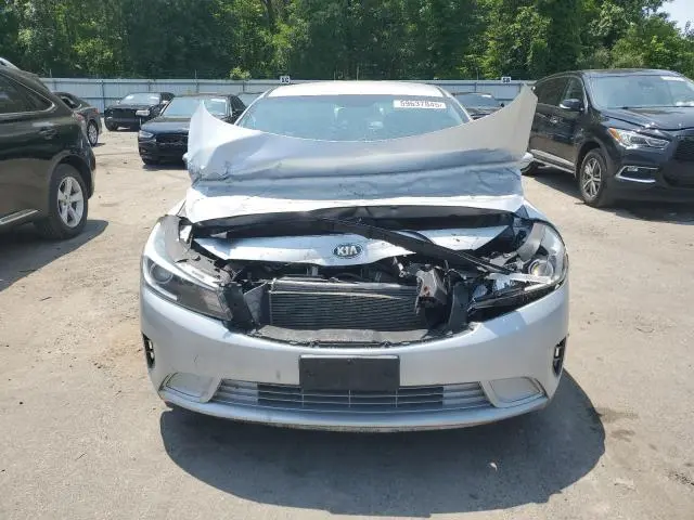 2017 KIA FORTE LX  