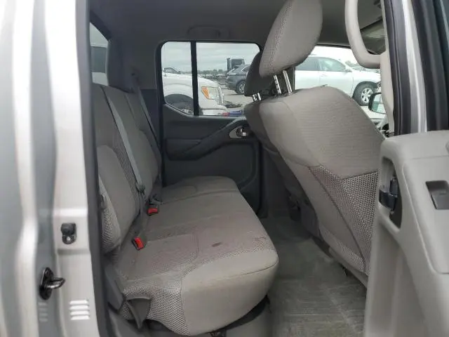 2016 NISSAN FRONTIER S  