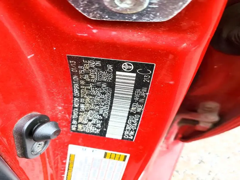 2013 TOYOTA PRIUS TWO  