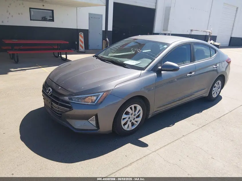 2019 HYUNDAI ELANTRA SE