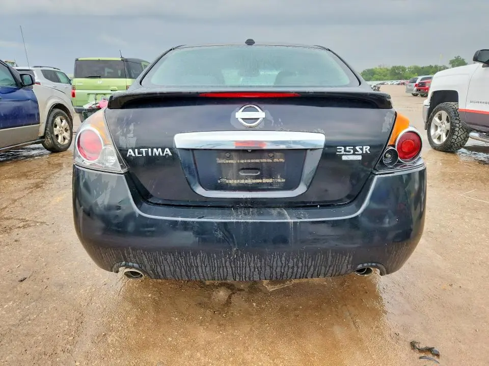 2010 NISSAN ALTIMA SR  