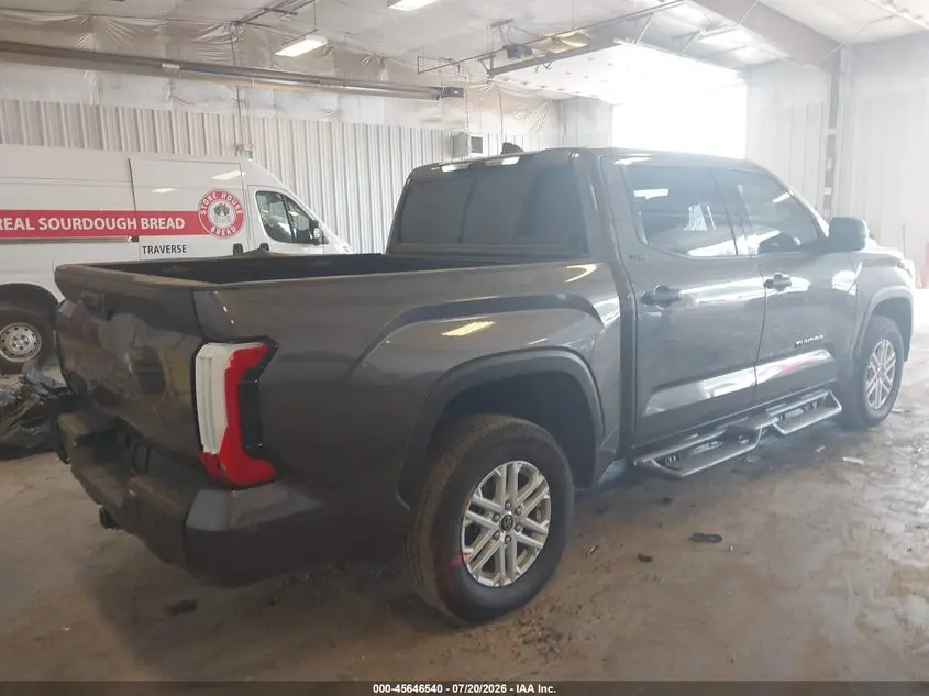 2023 TOYOTA TUNDRA SR5
