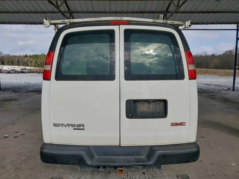 2016 GMC SAVANA G2500  