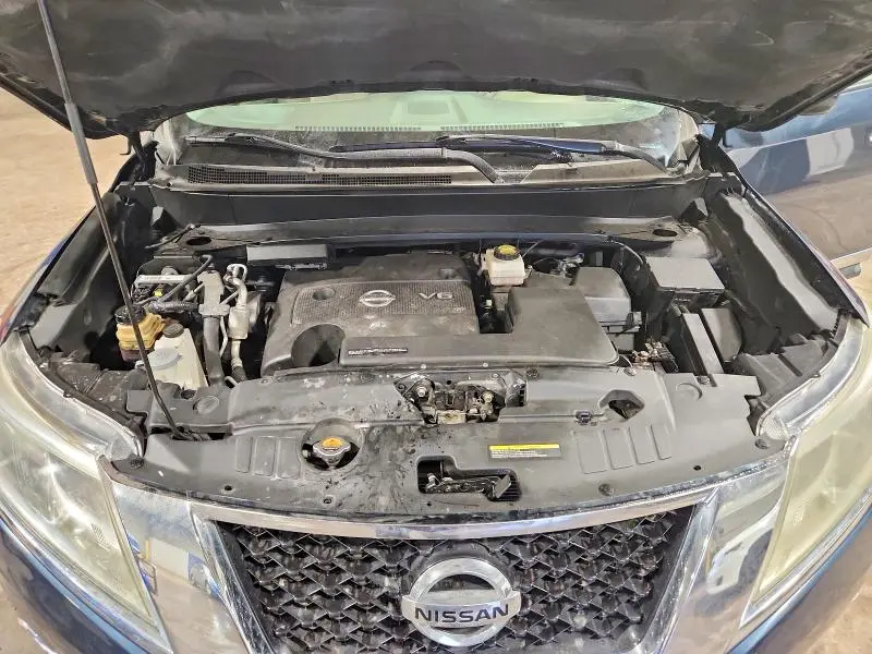 2015 NISSAN PATHFINDER SL  