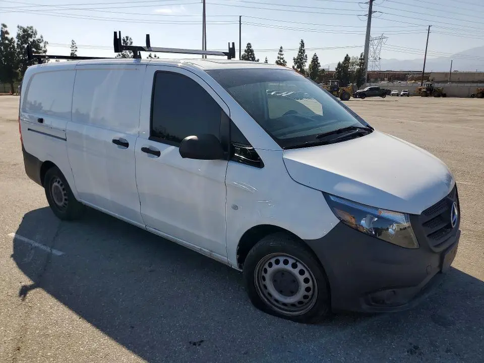 2020 MERCEDES-BENZ METRIS   