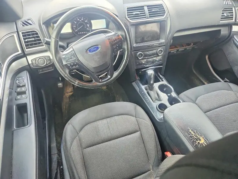 2017 FORD EXPLORER XLT  