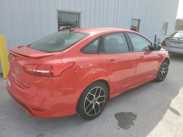 2016 FORD FOCUS SE  
