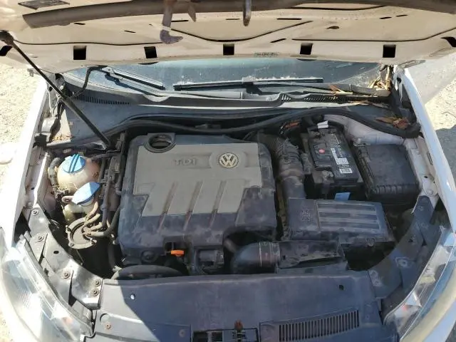 2011 VOLKSWAGEN JETTA TDI  