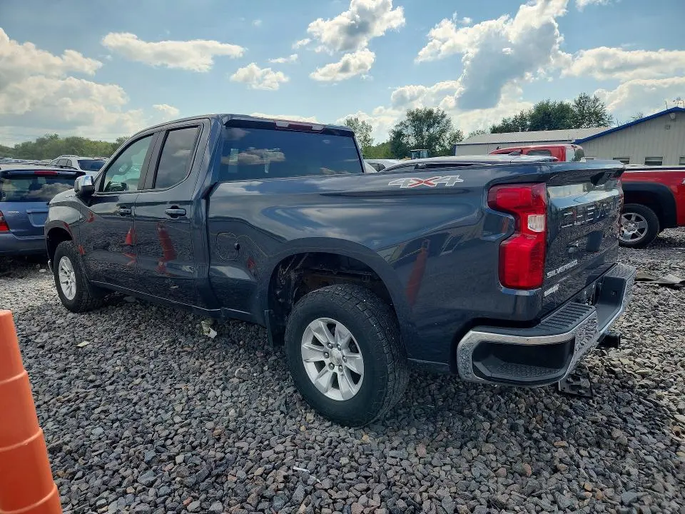 2021 CHEVROLET SILVERADO K1500 LT  