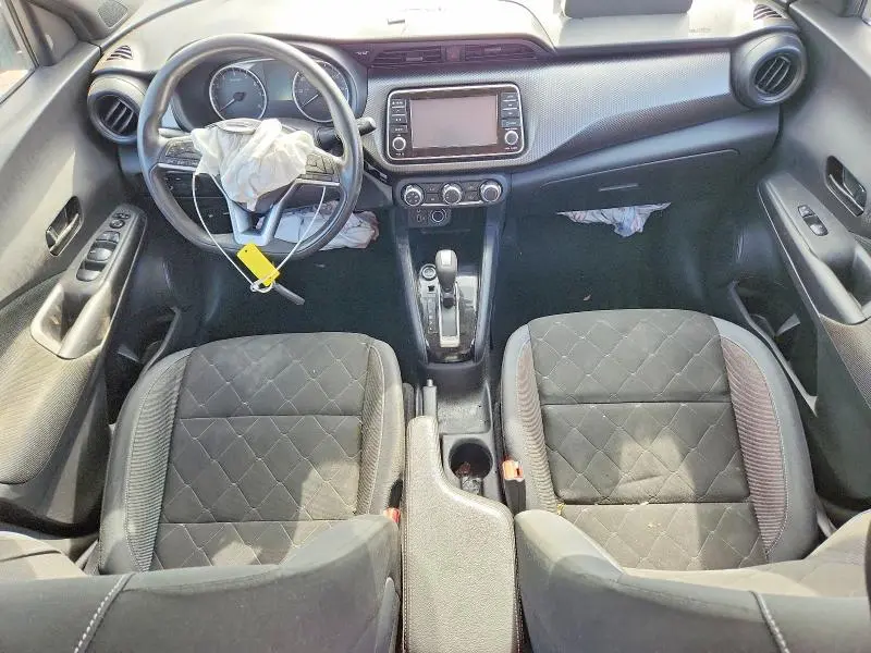 2020 NISSAN KICKS S  