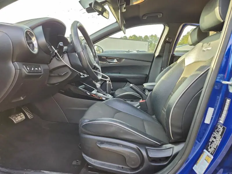 2021 KIA FORTE GT LINE  