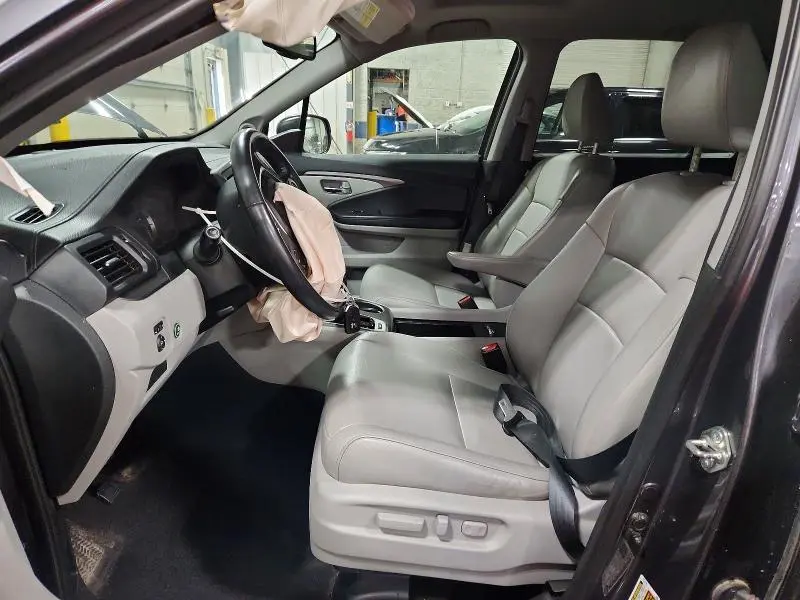 2017 HONDA PILOT EXLN  