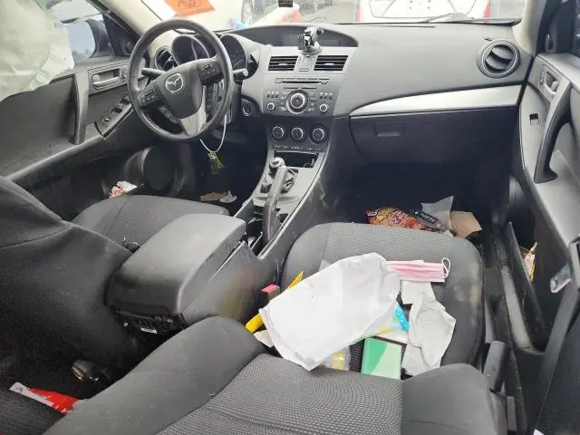 2013 MAZDA 3 I