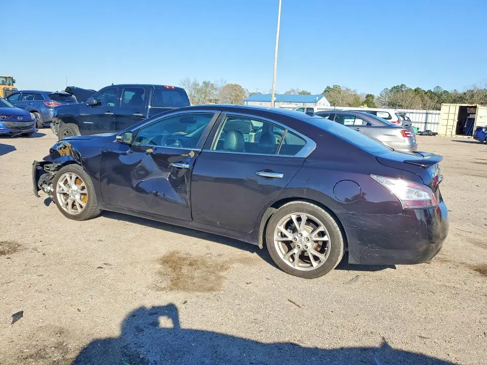 2014 NISSAN MAXIMA S  