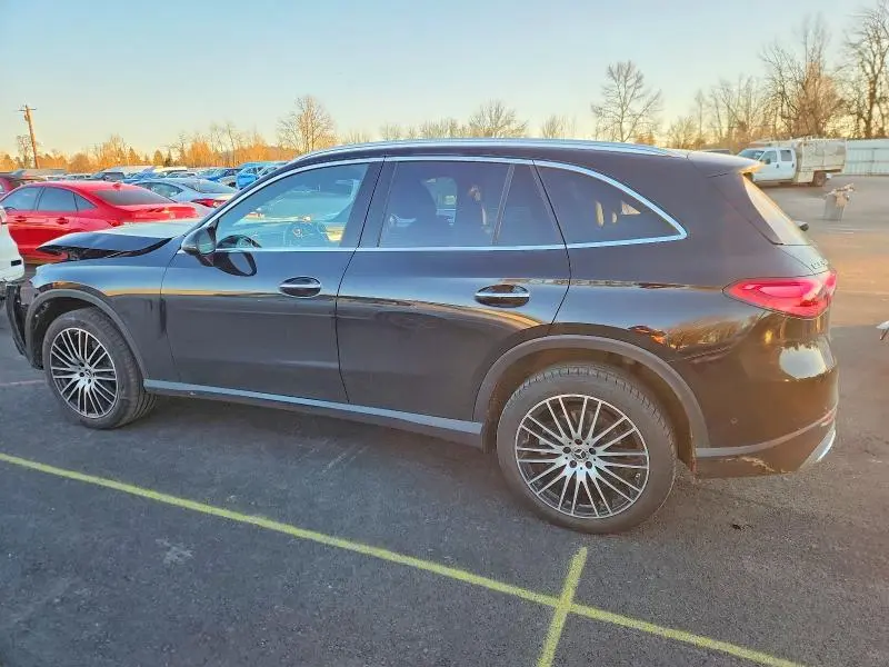 2023 MERCEDES-BENZ GLC 300 4MATIC  