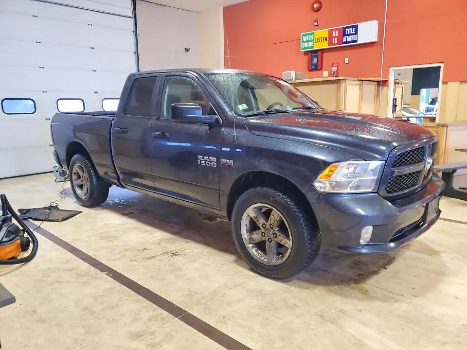 2014 RAM 1500 ST  