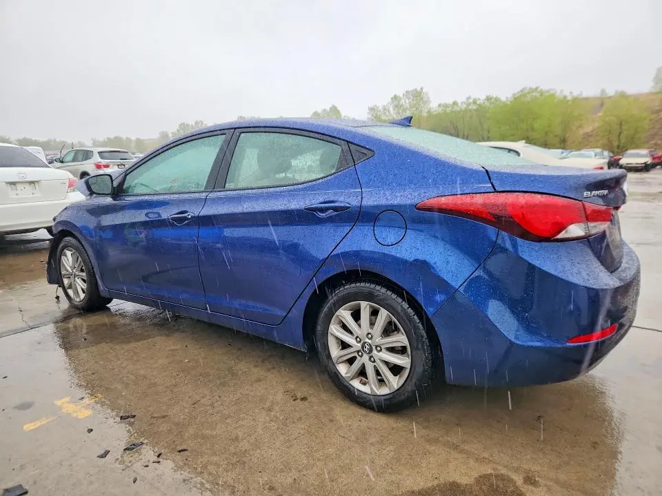 2016 HYUNDAI ELANTRA SE  