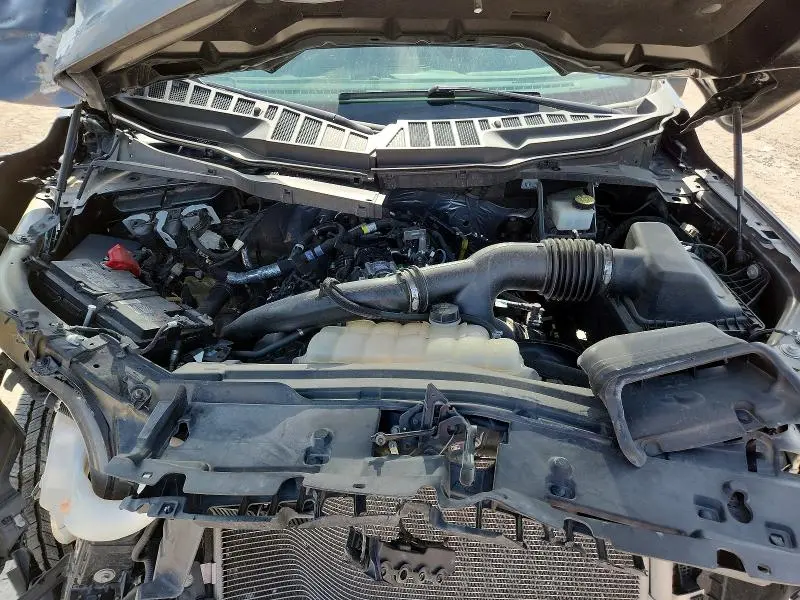 2024 FORD F150 XLT  