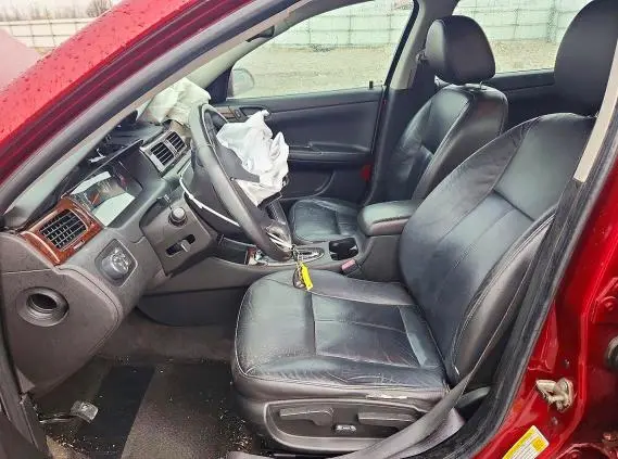2010 CHEVROLET IMPALA LT  