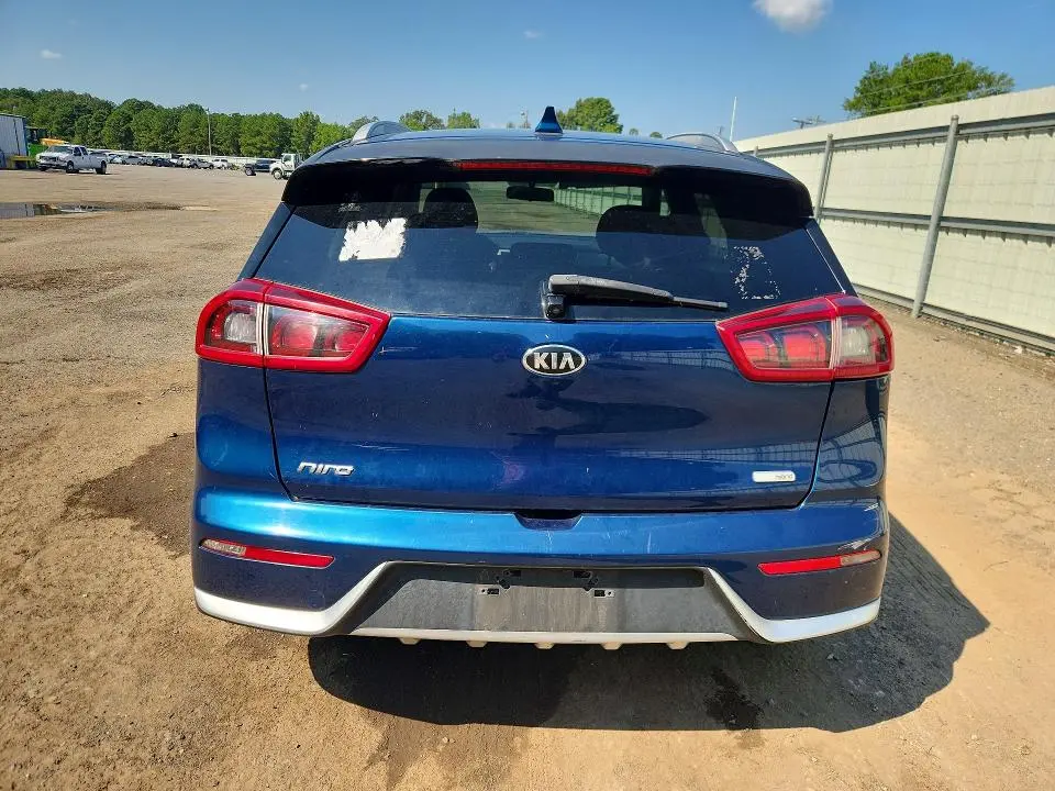 2018 KIA NIRO LX  