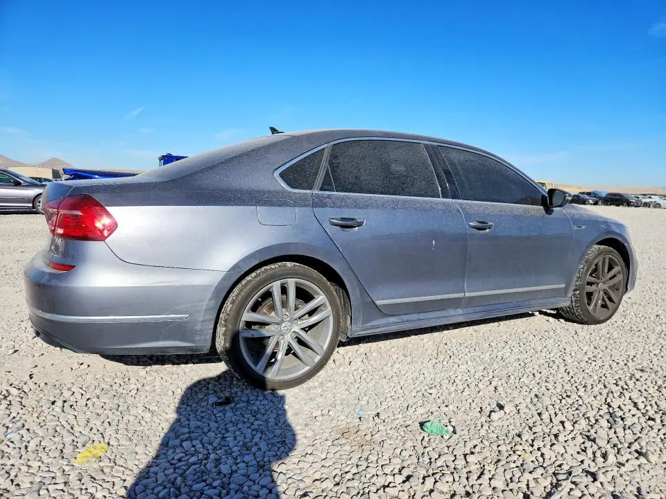 2017 VOLKSWAGEN PASSAT R-LINE  