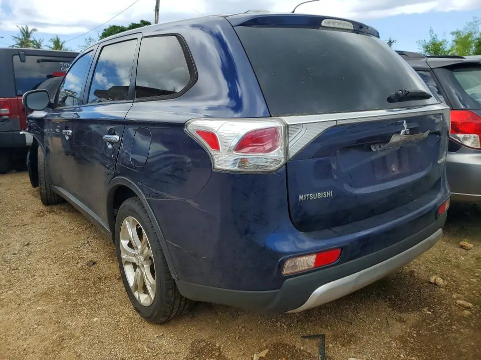 2015 MITSUBISHI OUTLANDER SE  