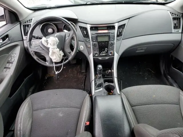 2013 HYUNDAI SONATA SE  