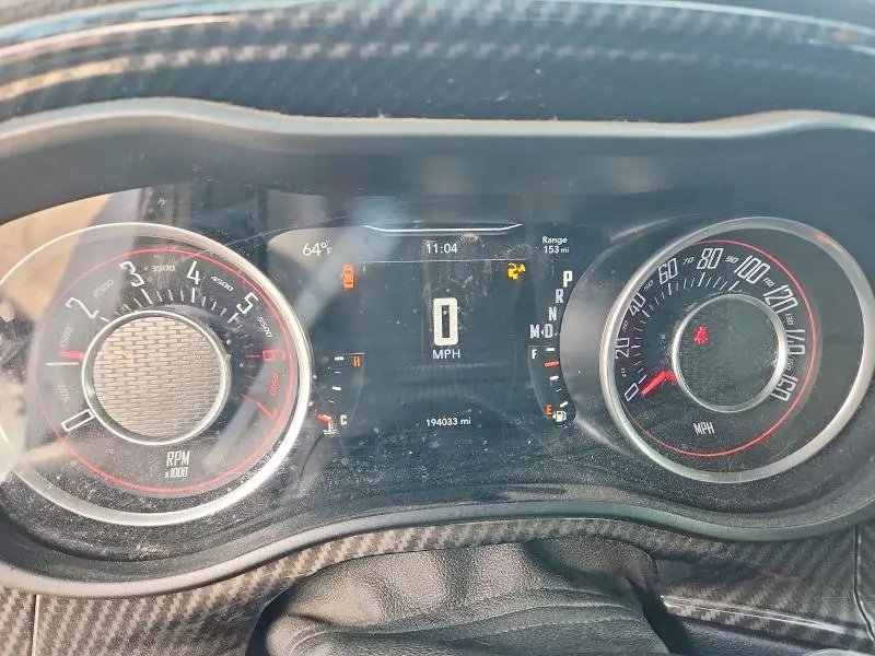 2015 DODGE CHALLENGER SXT  