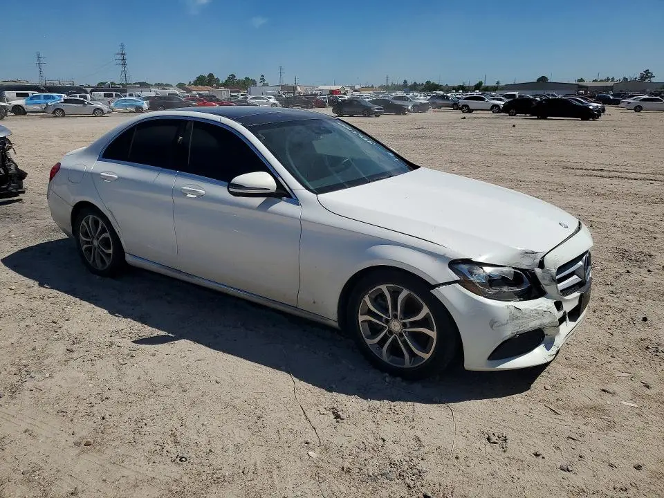 2017 MERCEDES-BENZ C 300  