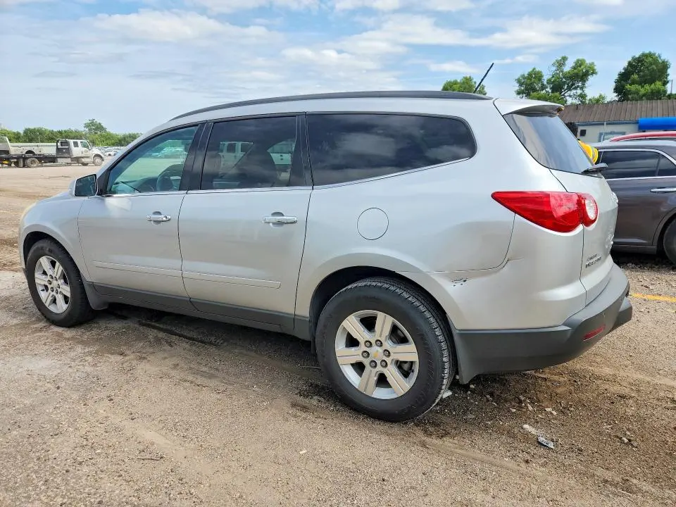 2011 CHEVROLET TRAVERSE LT  