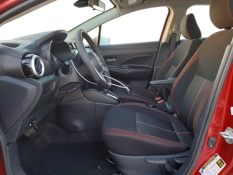 2022 NISSAN VERSA SR  