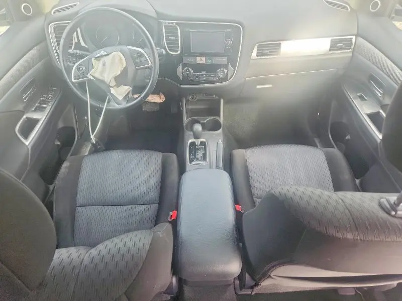 2014 MITSUBISHI OUTLANDER SE  