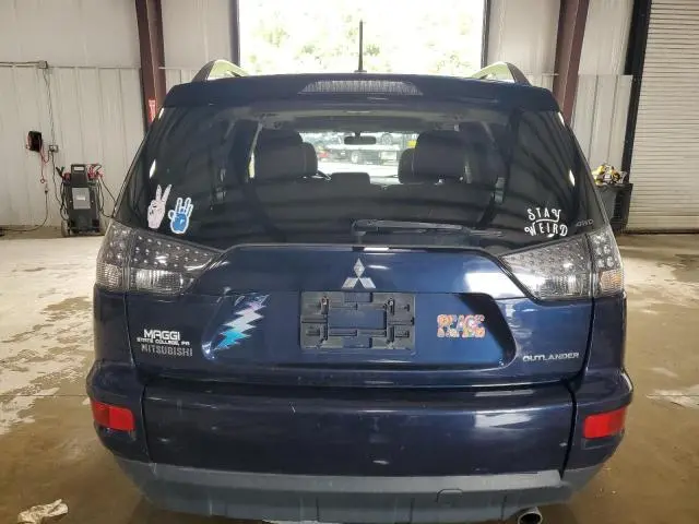 2011 MITSUBISHI OUTLANDER SE  