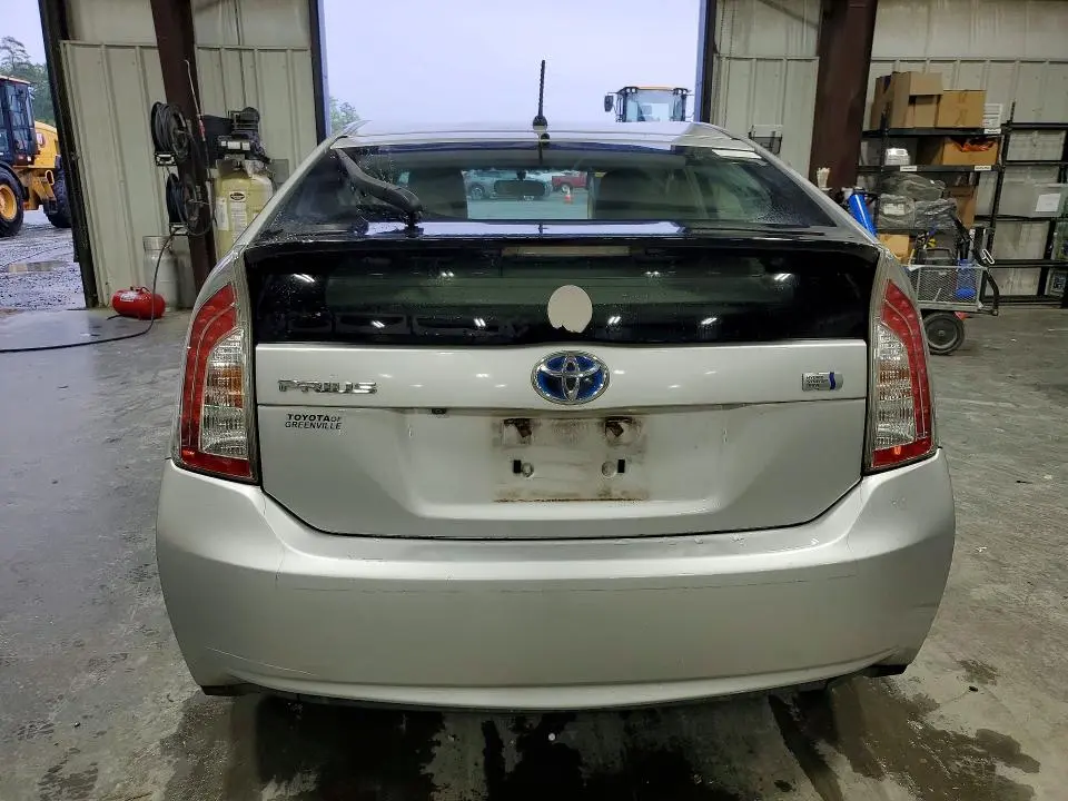 2015 TOYOTA PRIUS TWO  
