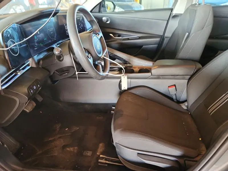 2024 HYUNDAI ELANTRA BLUE  