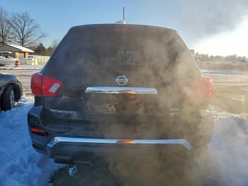 2018 NISSAN PATHFINDER S  