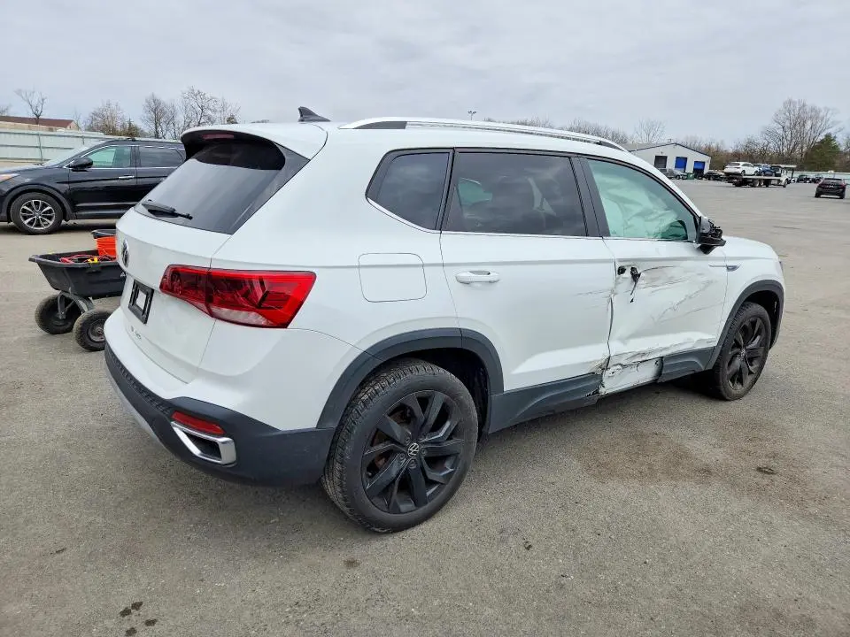 2024 VOLKSWAGEN TAOS SE  