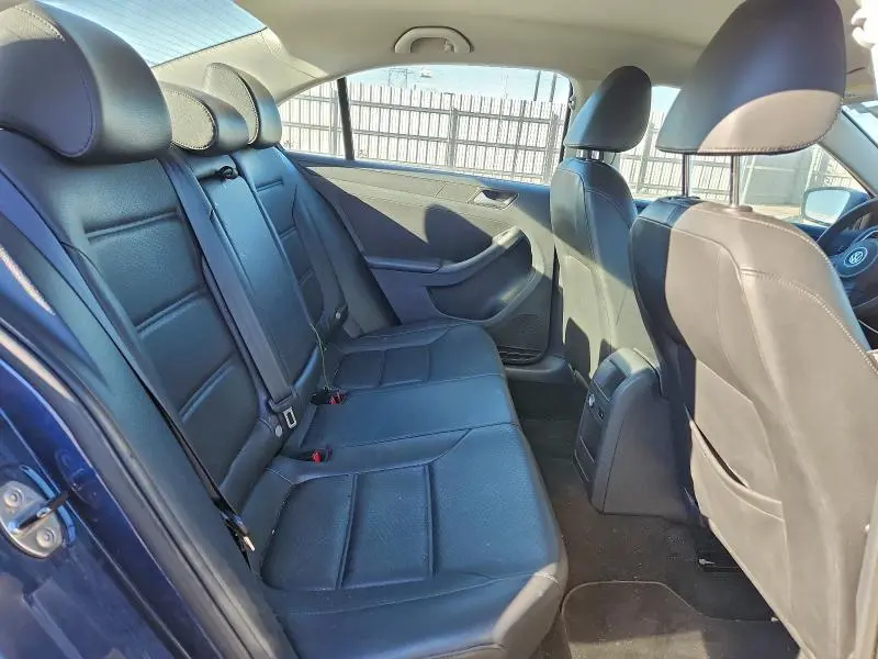 2014 VOLKSWAGEN JETTA SE  