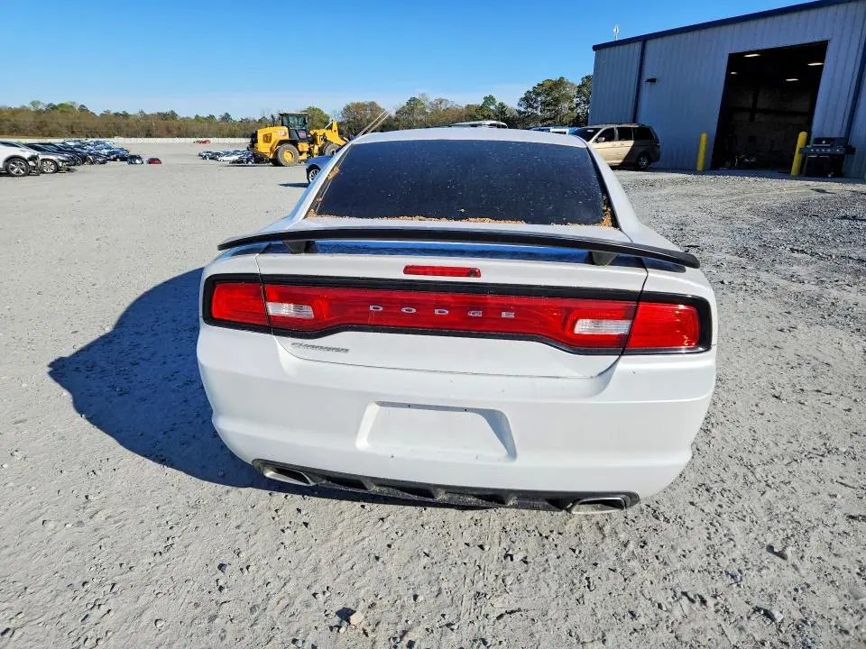 2014 DODGE CHARGER SE  